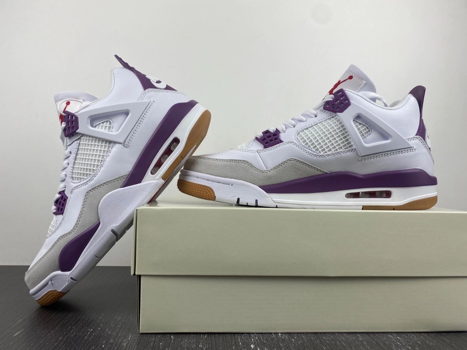 ZipUp Air Jordan 4 Retro SB Pine Purple DR5415- 1959
