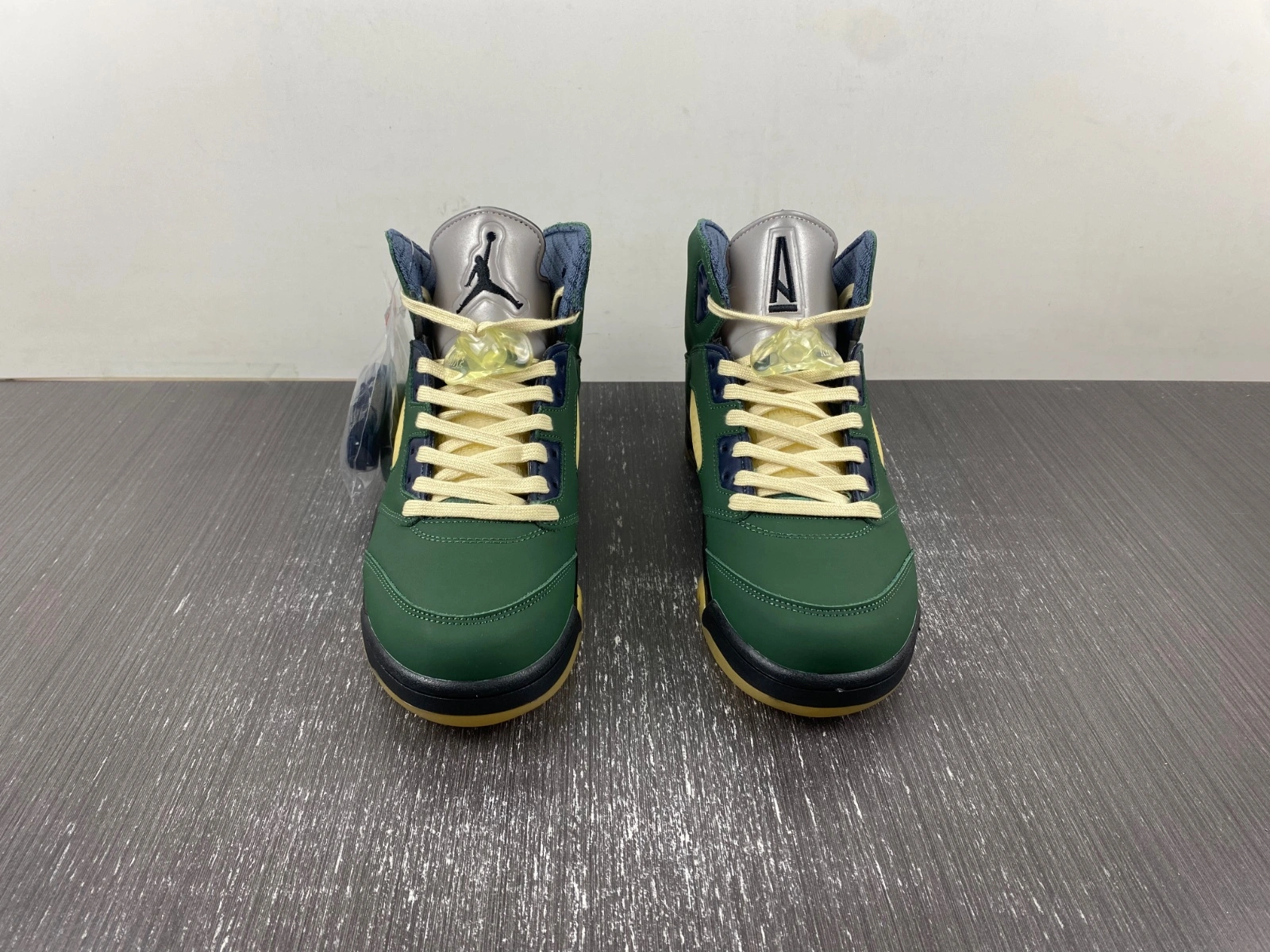 Air Jordan 5 Retro A Ma Maniére Navy Green FZ5758- Modern 2054