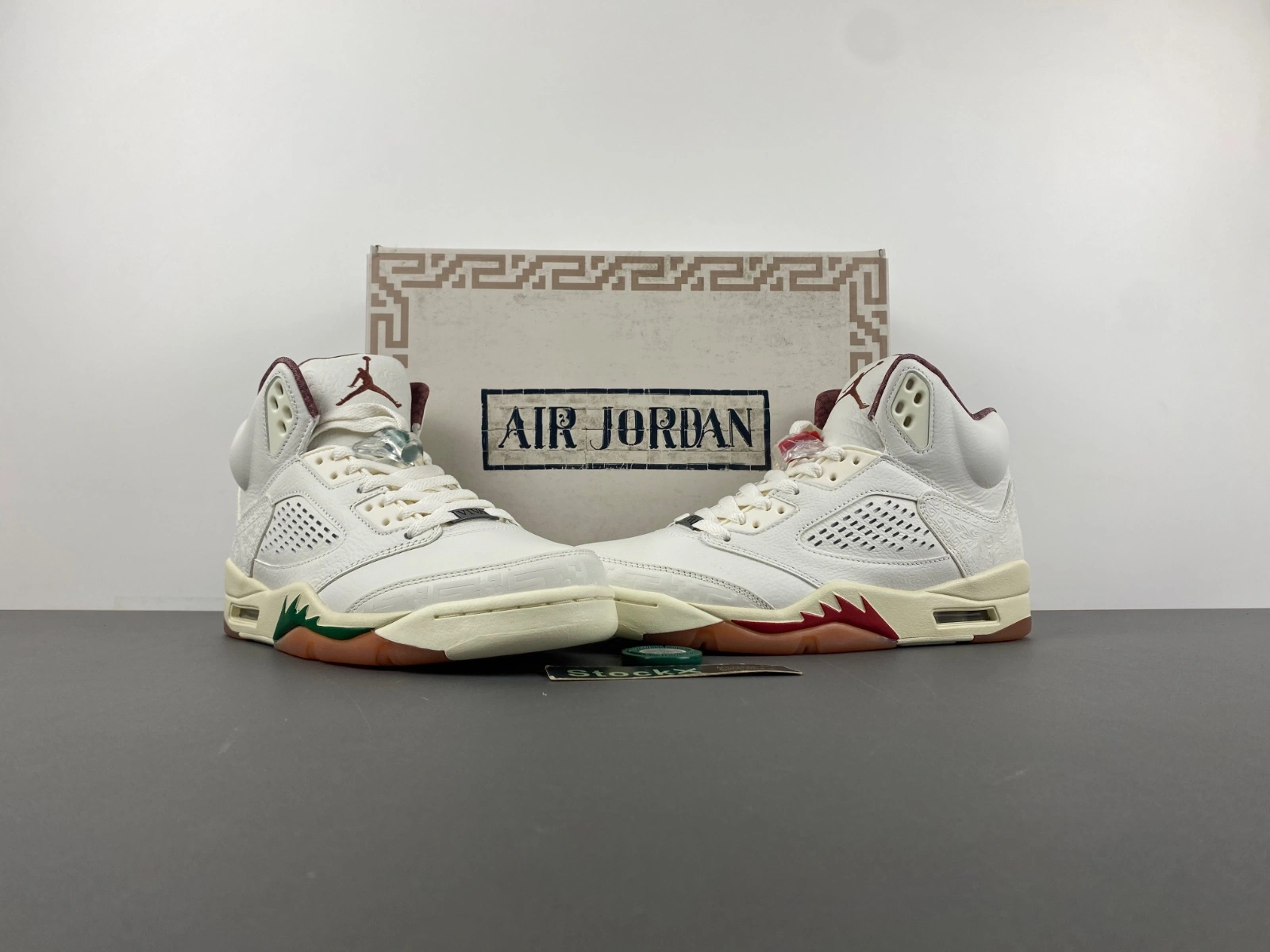 Bold Air Jordan 5 Retro El Grito Sail HF8833- 2050