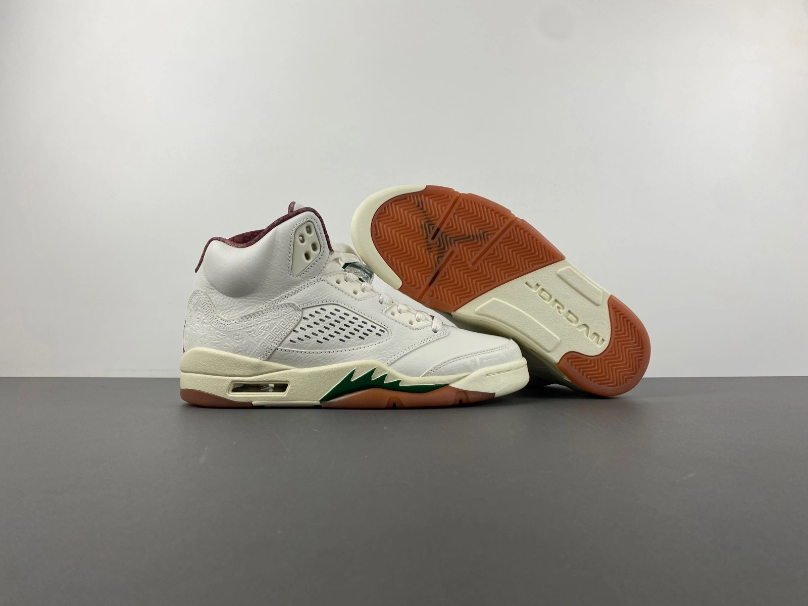 Bold Air Jordan 5 Retro El Grito Sail HF8833- 2050
