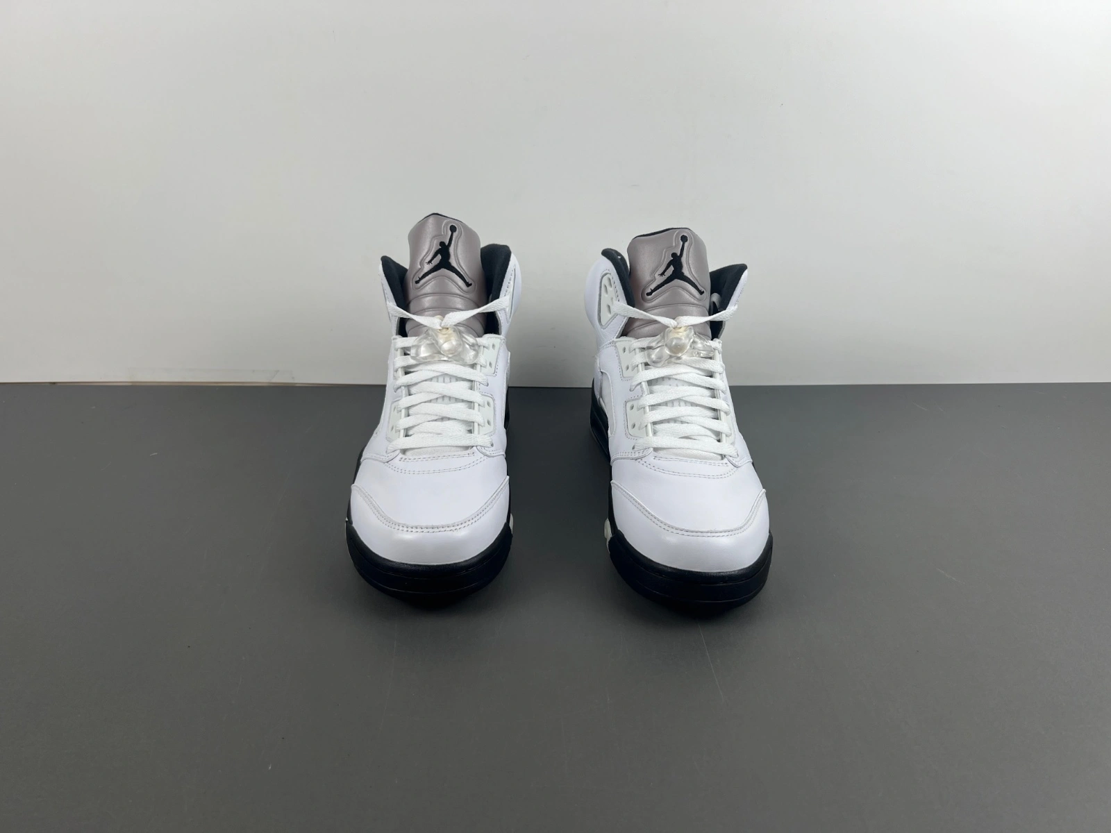 Upgraded Air Jordan 5 Retro Reverse Metallic DD0587- 2051