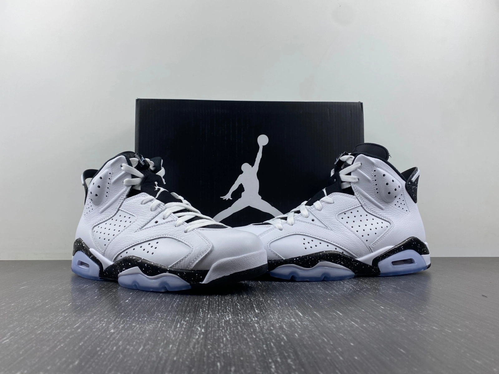 EasyCare Air Jordan 6 Reverse Oreo CT8529- 2108