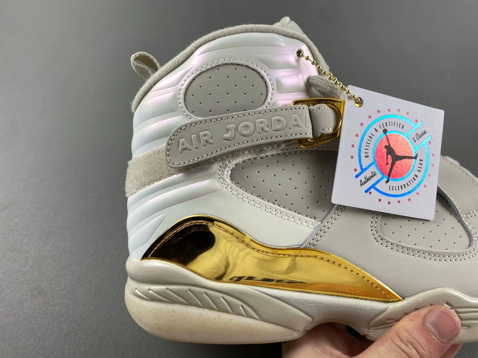 Seasonal Air Jordan 8 Retro Champagne 832821- 2147