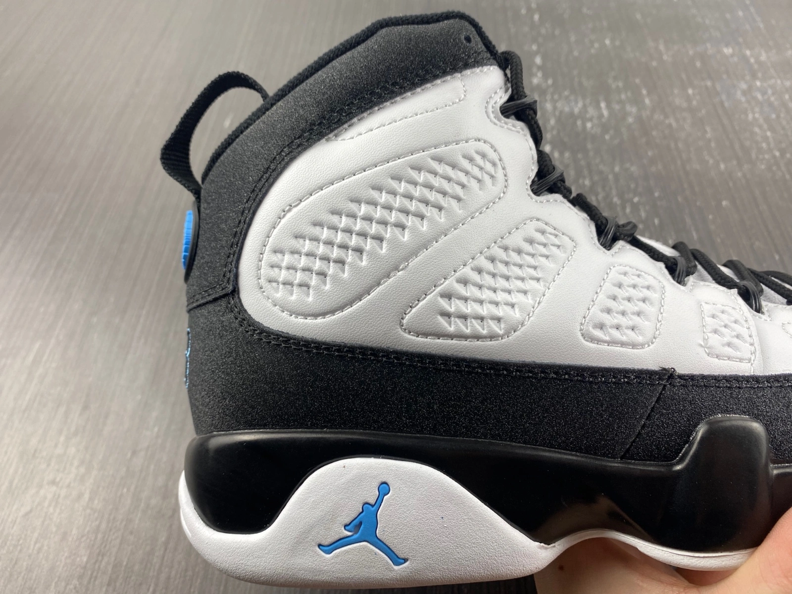 Air Jordan 9 Retro University Blue CT8019- OnTrend 2160