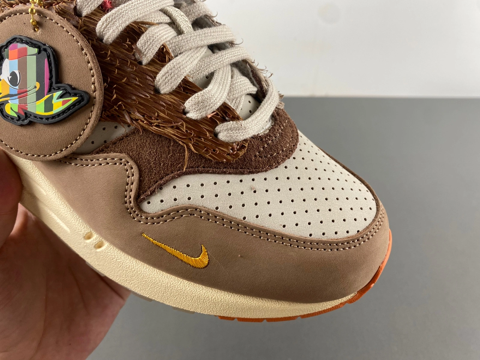 UrbanChic Air Max 1 '87 Luxe University of Oregon PE (2024) HQ2639- 887
