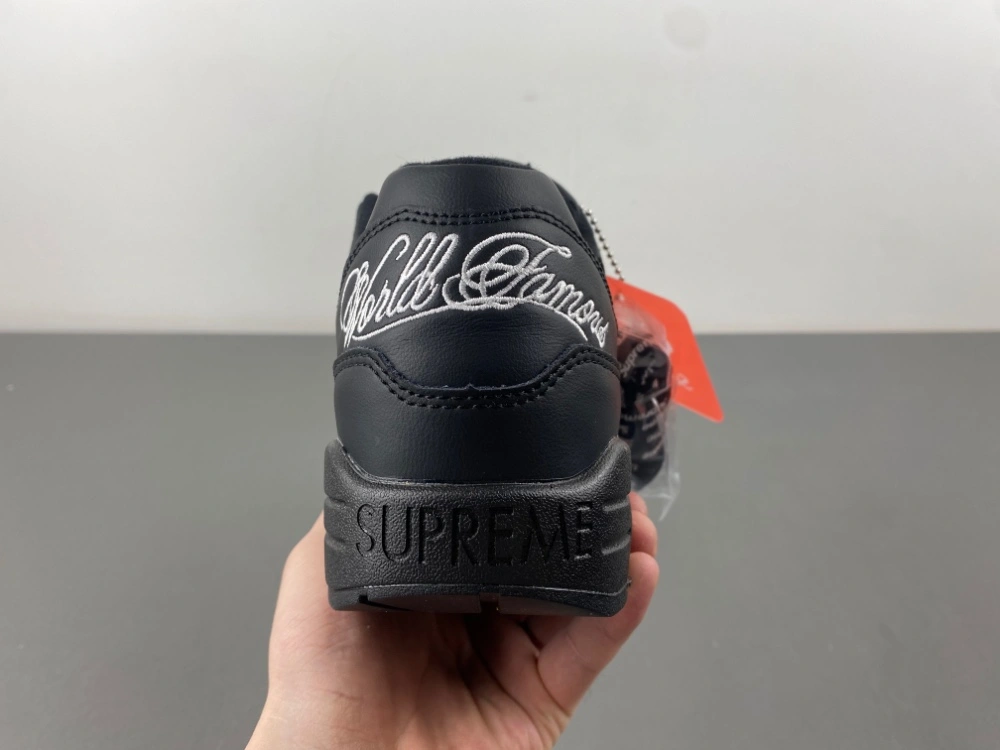 Stretchable Air Max 1 '87 SP Supreme Black White HF8813- 843
