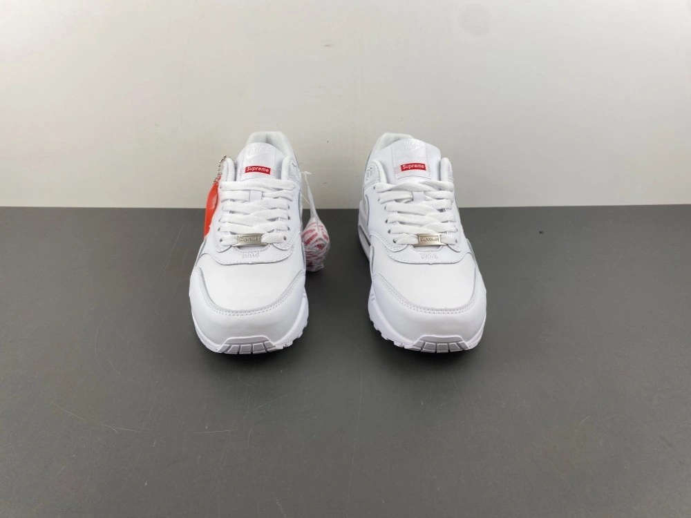 Air Max 1 '87 SP Supreme Triple White HF8813- Versatile 842