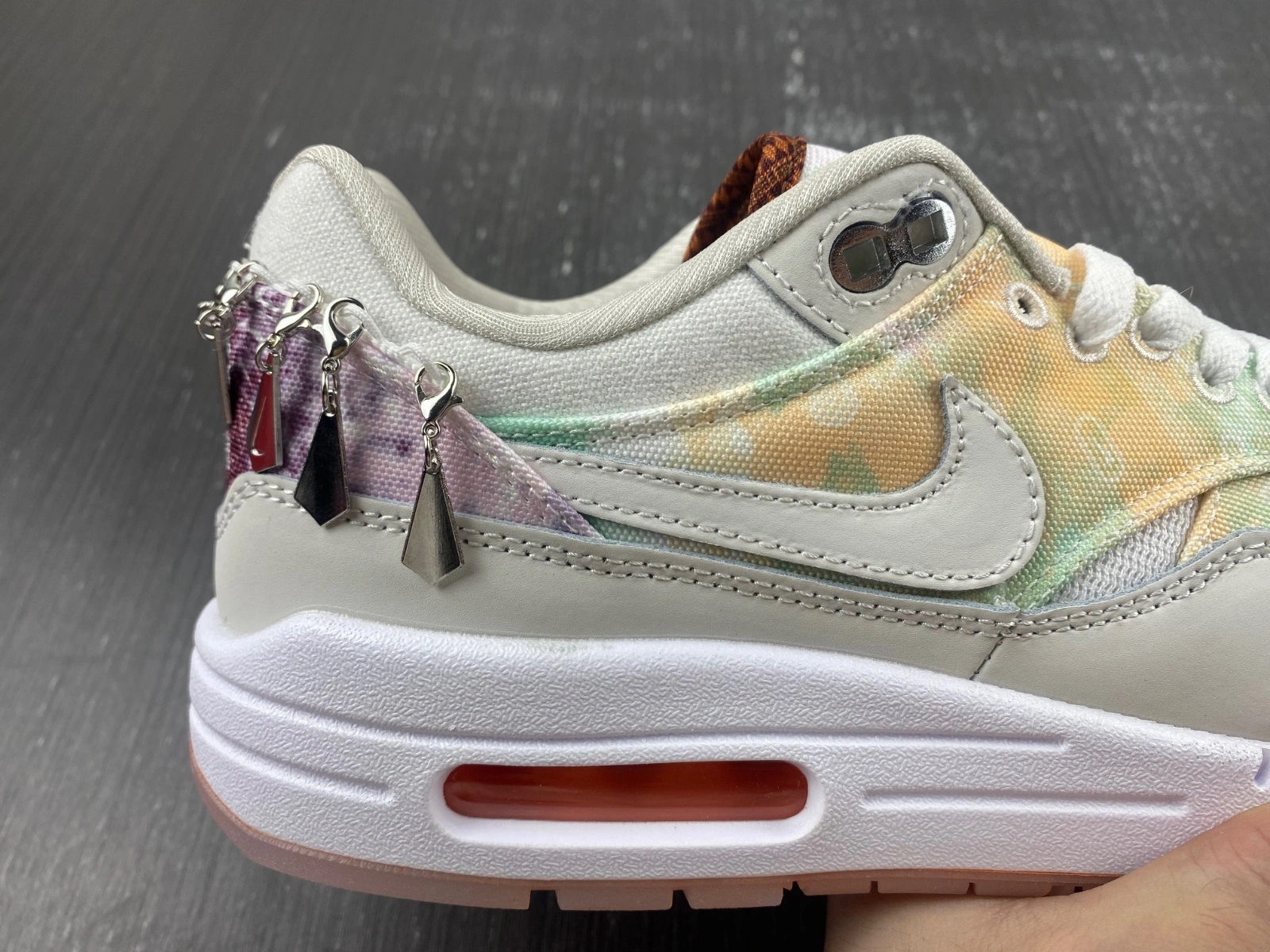 Air Max 1 '87 White Phantom Mint Foam FJ7734- UrbanStyle 923