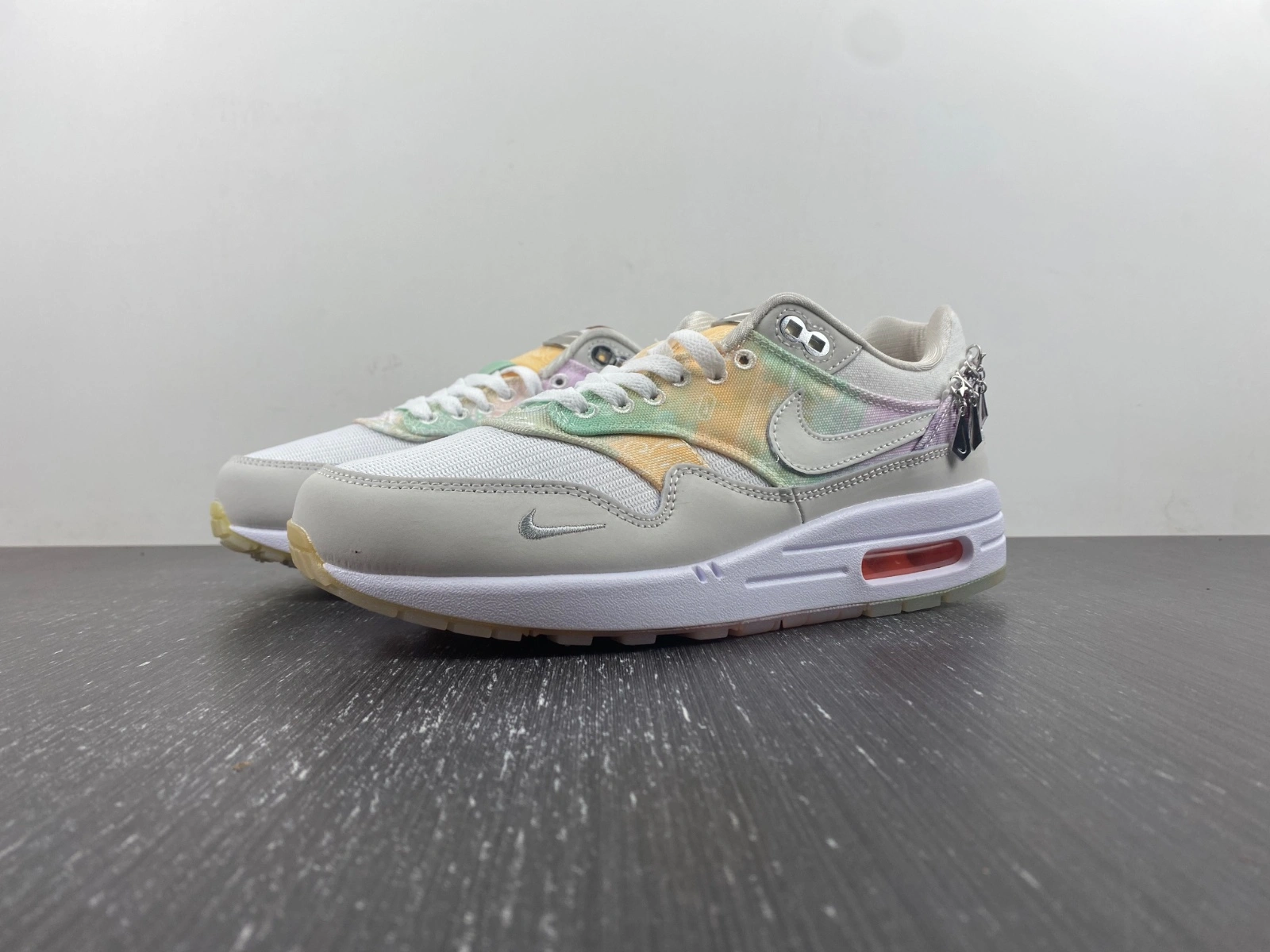 Air Max 1 '87 White Phantom Mint Foam FJ7734- UrbanStyle 923