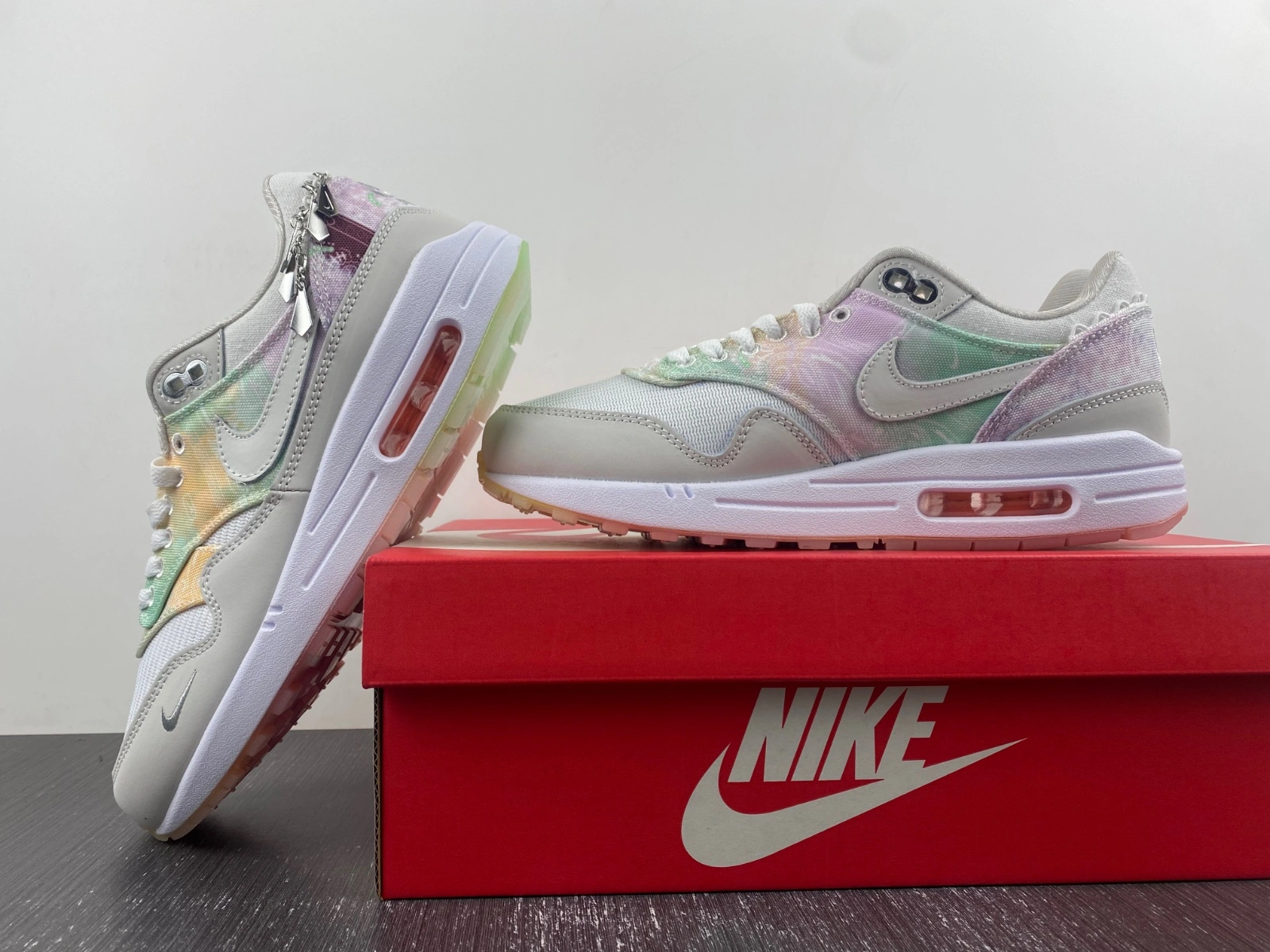 Air Max 1 '87 White Phantom Mint Foam FJ7734- UrbanStyle 923