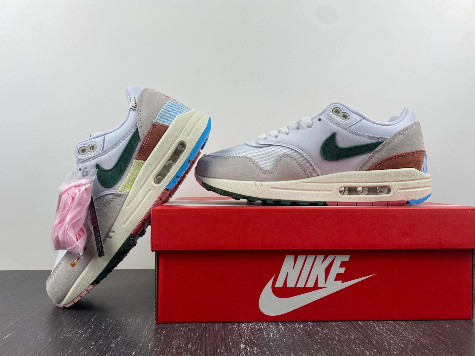 Air Max 1 All Petals United FQ0256- Neat 914