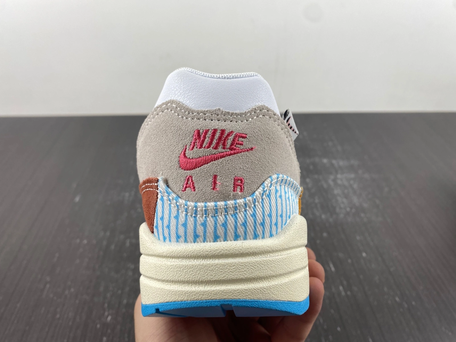 Air Max 1 All Petals United FQ0256- Neat 914
