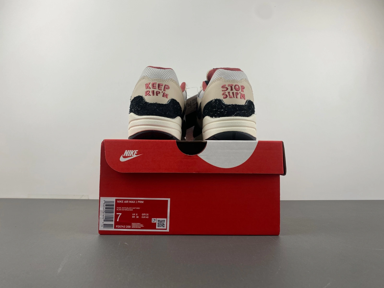 ZeroBulk Air Max 1 Keep Rippin Stop Slippin 2.0 FD5743- 876