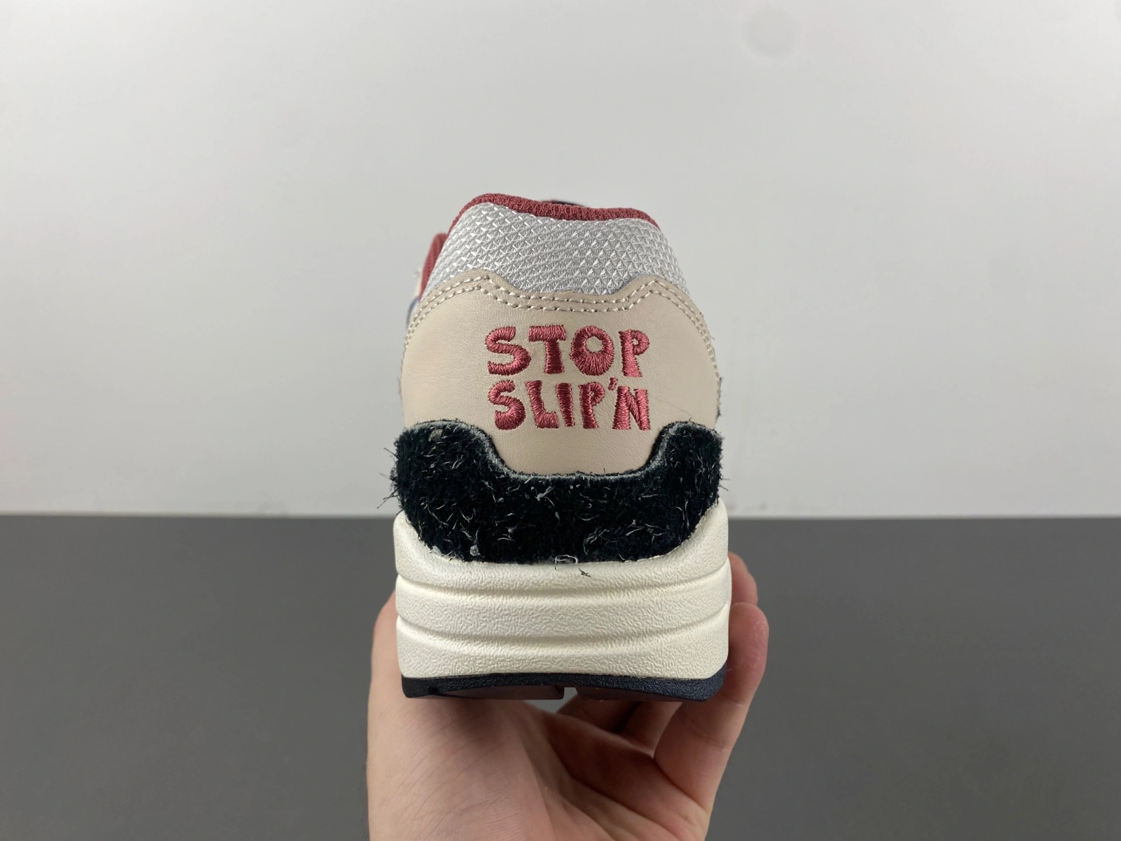 ZeroBulk Air Max 1 Keep Rippin Stop Slippin 2.0 FD5743- 876