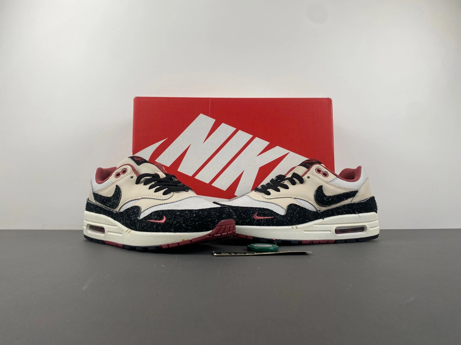 ZeroBulk Air Max 1 Keep Rippin Stop Slippin 2.0 FD5743- 876