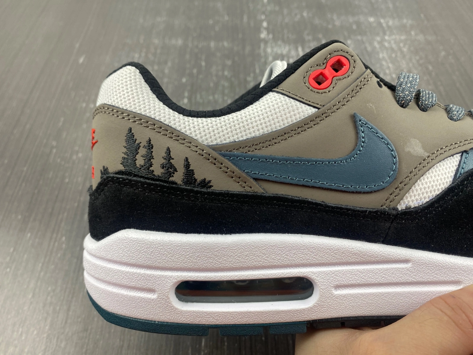 MoistureWicking Air Max 1 PRM Escape Treeline FJ0698- 922