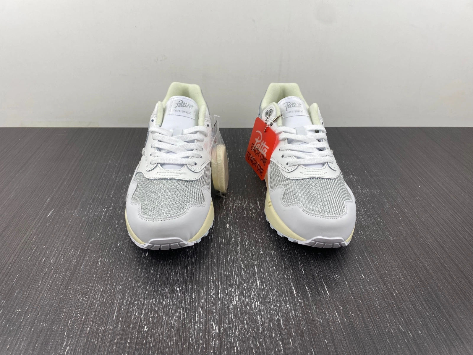 GoAnywhere Air Max 1 Patta Waves White DQ0299- 906