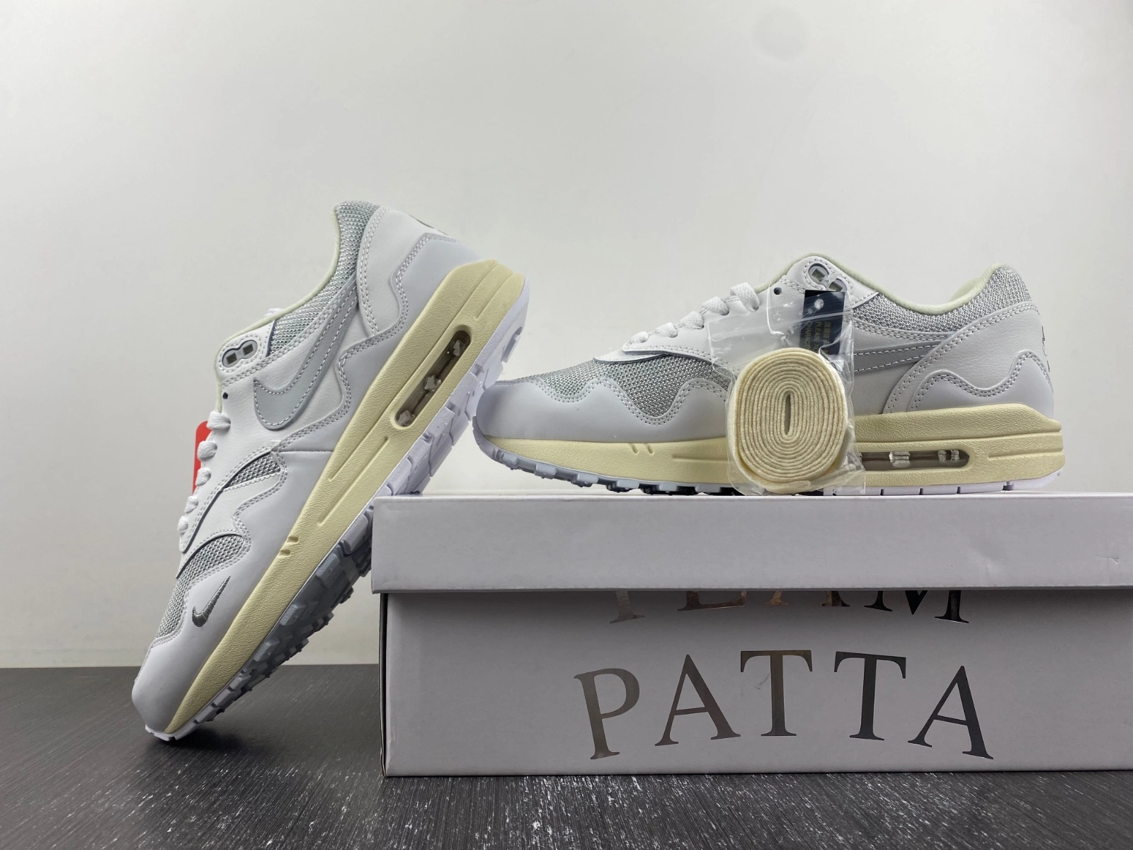 GoAnywhere Air Max 1 Patta Waves White DQ0299- 906