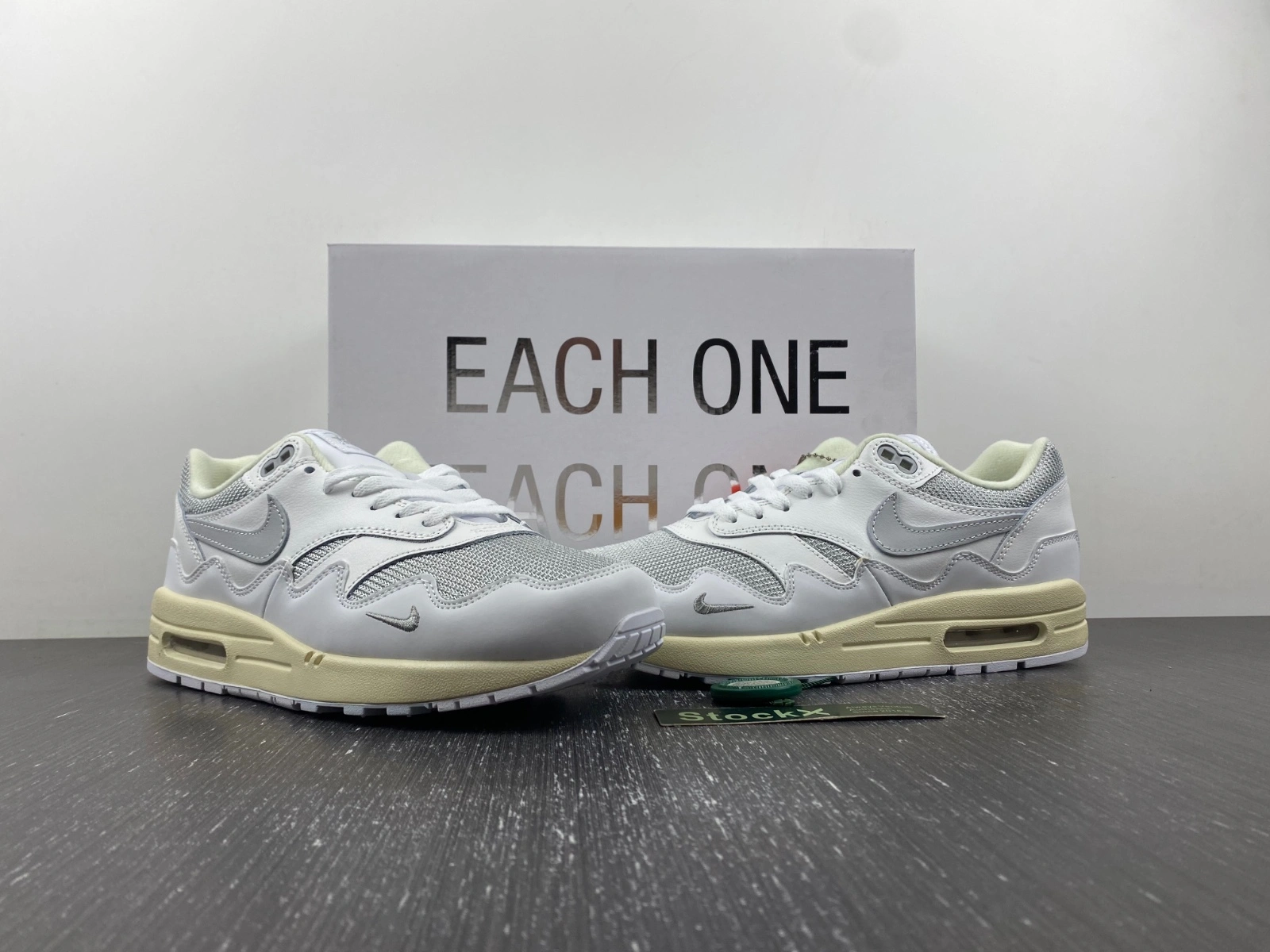 GoAnywhere Air Max 1 Patta Waves White DQ0299- 906