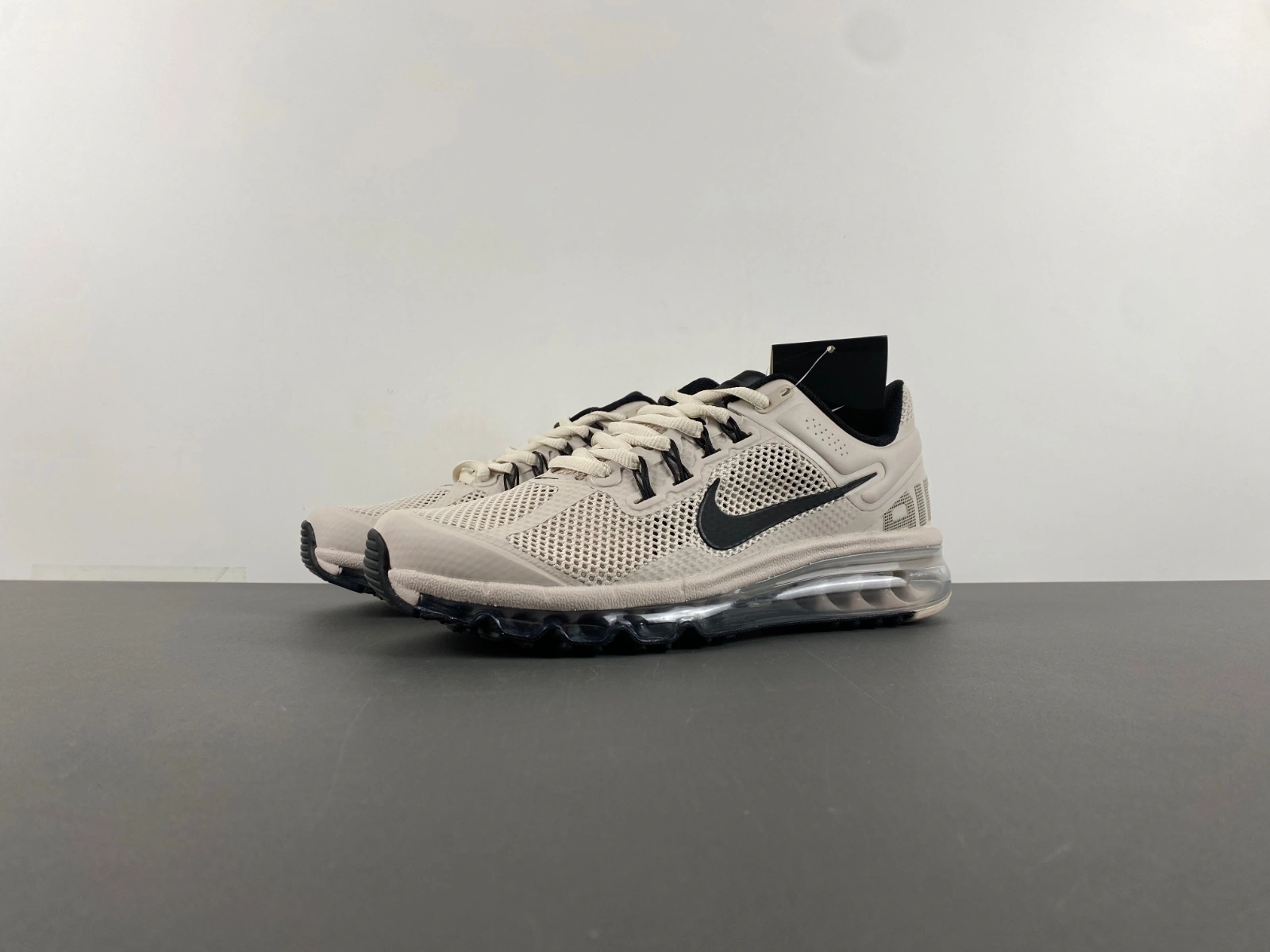 UrbanChic Air Max 2013 Light Bone FZ3156- 869