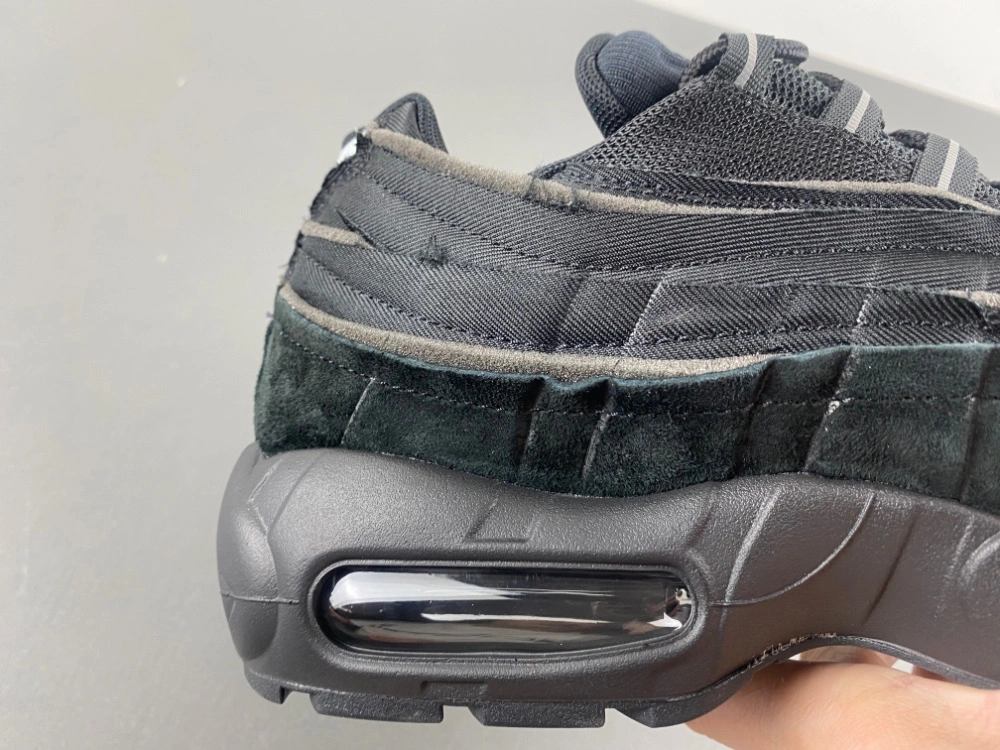 MoistureWicking Air Max 95 Comme des Garcons Black CU8406 829