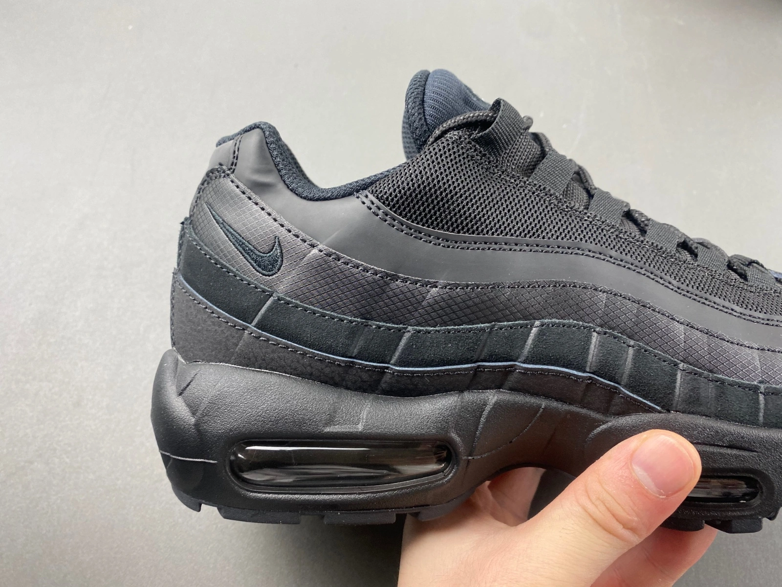 Stretchable Air Max 95 Essential Triple Black CI3705- 861