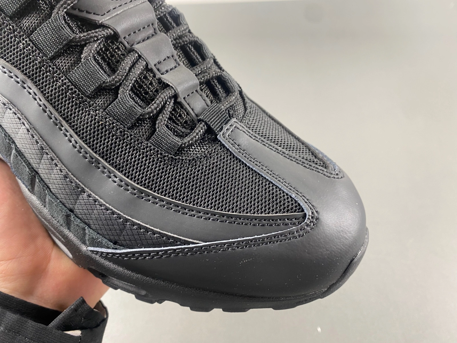 Stretchable Air Max 95 Essential Triple Black CI3705- 861