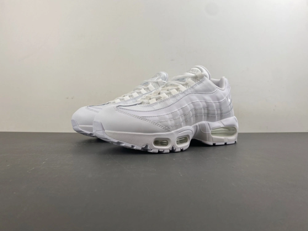 Air Max 95 OG Big Bubble Triple White HM8755- TechFriendly 823
