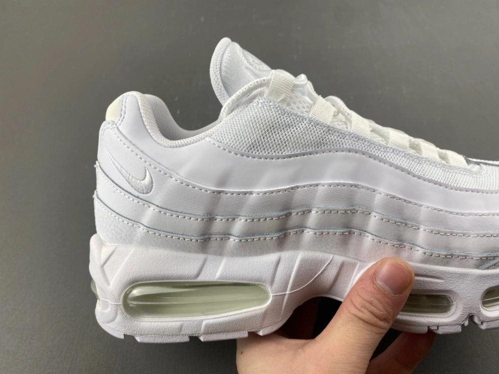 Air Max 95 OG Big Bubble Triple White HM8755- TechFriendly 823