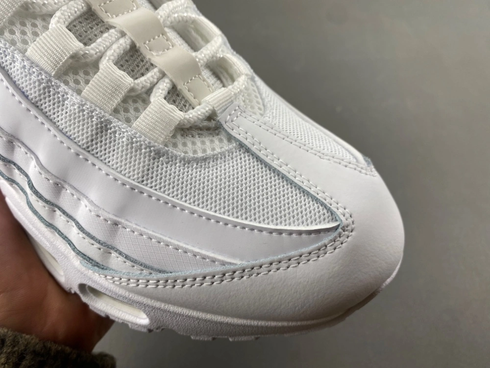 Air Max 95 OG Big Bubble Triple White HM8755- TechFriendly 823