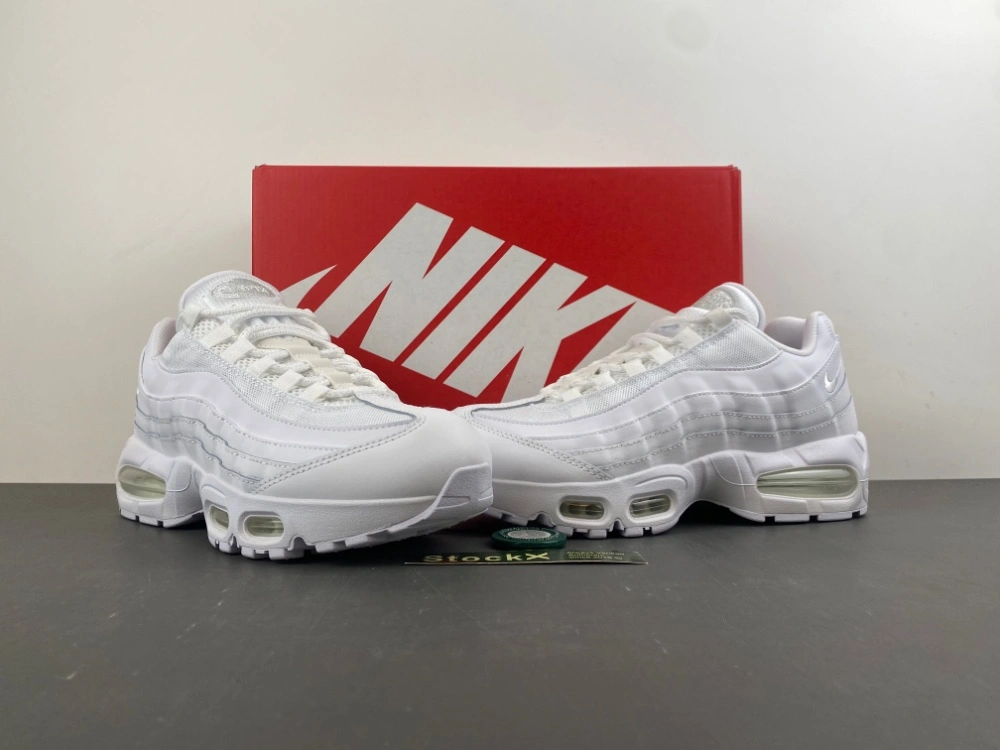 Air Max 95 OG Big Bubble Triple White HM8755- TechFriendly 823