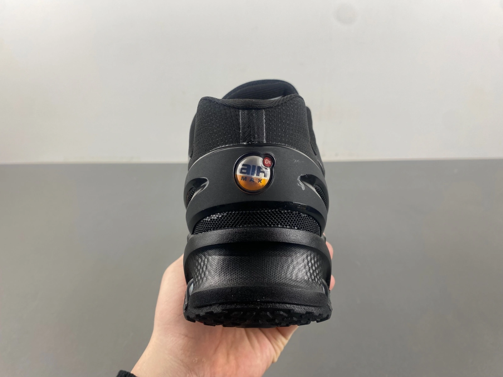 Modern Air Max Dn8 Black FQ7860- 856