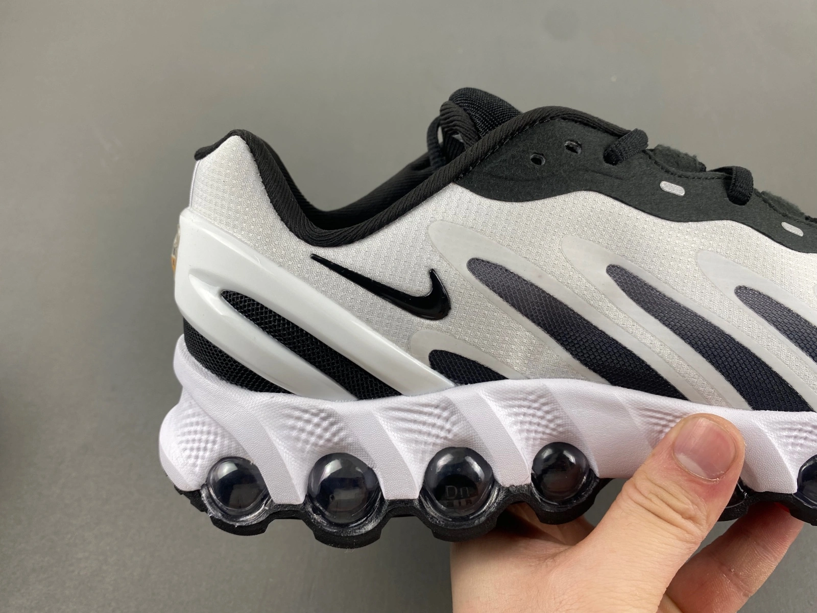Modern Air Max Dn8 white Black FQ7860- 853
