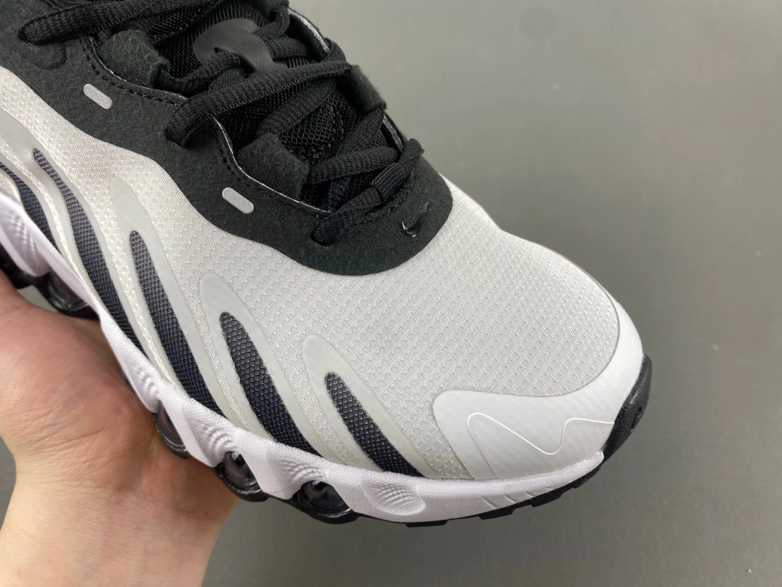 Modern Air Max Dn8 white Black FQ7860- 853