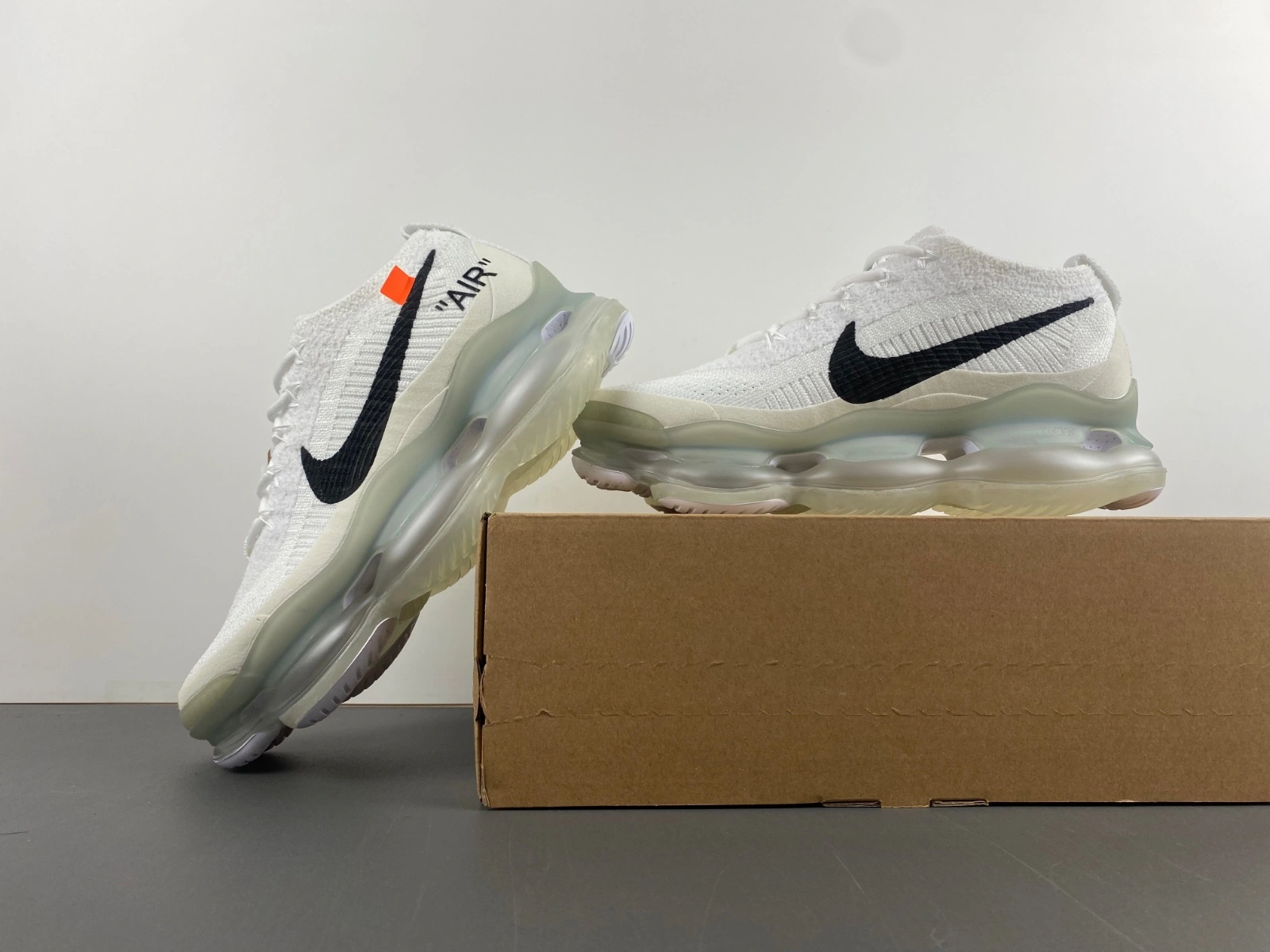 Bright Air Max Scorpion FK Off White DJ4701- 879
