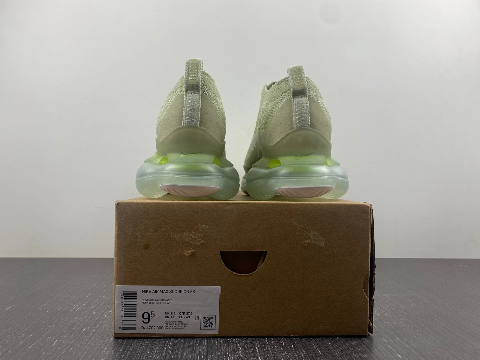 Compact Air Max Scorpion FK Olive Aura DJ4702- 931