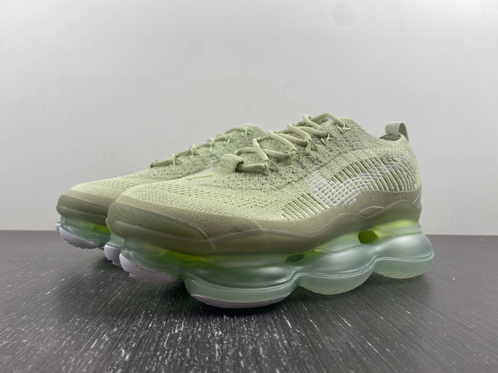 Compact Air Max Scorpion FK Olive Aura DJ4702- 931