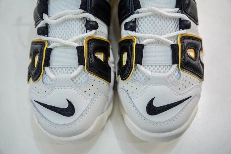 Air More Uptempo 96 Trading Cards Primary Colors DM1297- DailyWear 1232
