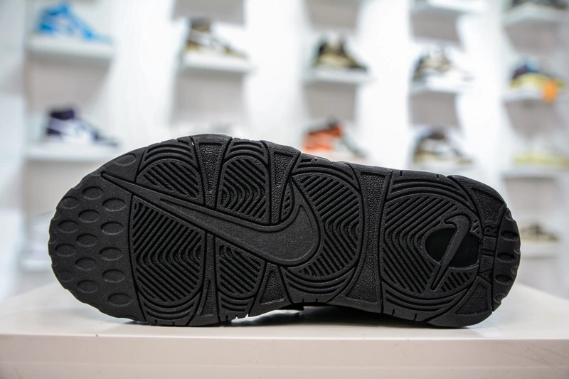 FlexibleFit Air More Uptempo Black Reflective 414962- 1248