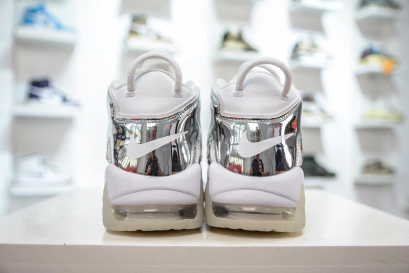 HighPerformance Air More Uptempo Chrome White 917593- 1237