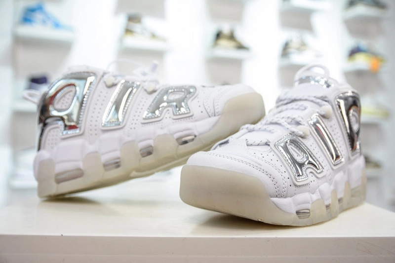 HighPerformance Air More Uptempo Chrome White 917593- 1237