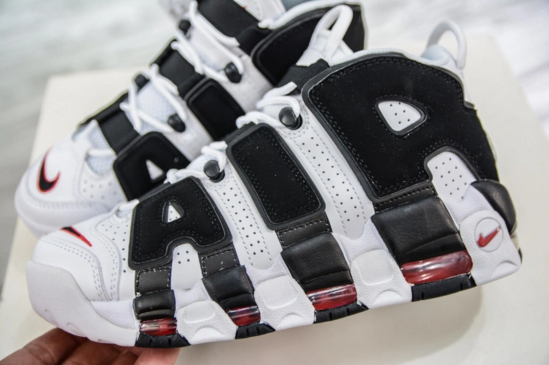 Bold Air More Uptempo Scottie Pippen 414962- 1245