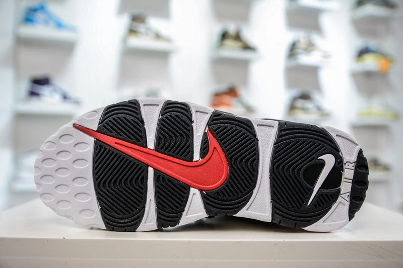 Bold Air More Uptempo Scottie Pippen 414962- 1245