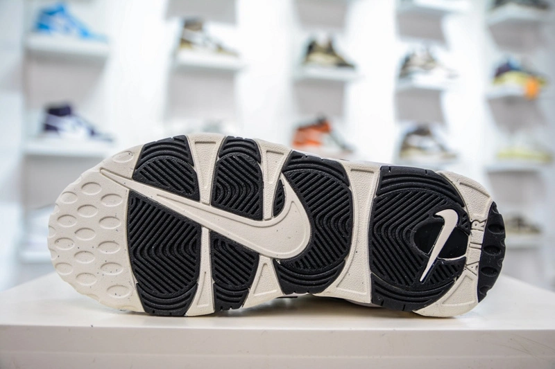Soft Air More Uptempo Summit White Black Sail DO6718- 1243