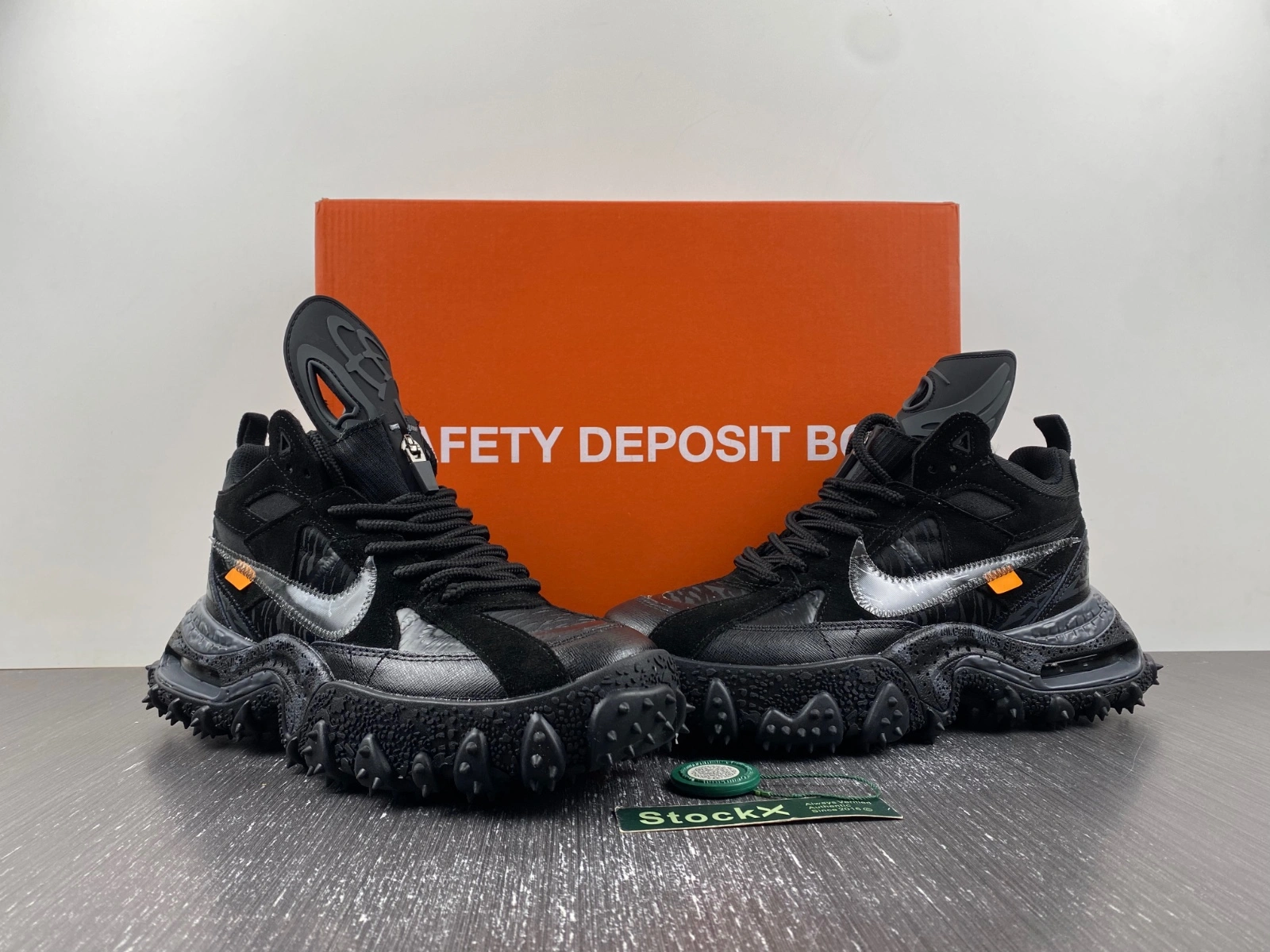 Air Terra Forma Off-White Black DQ1615- FreshLook 722
