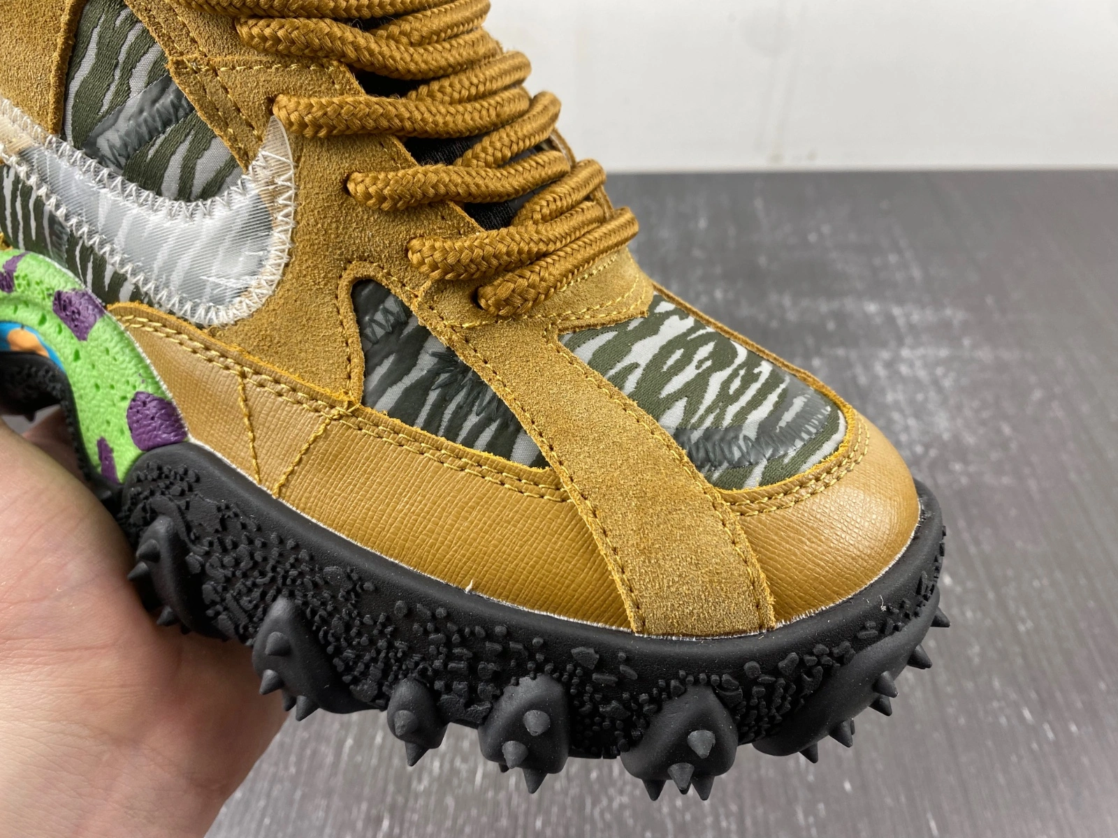 Bright Air Terra Forma Off-White Wheat Green Strike DQ1615- 725