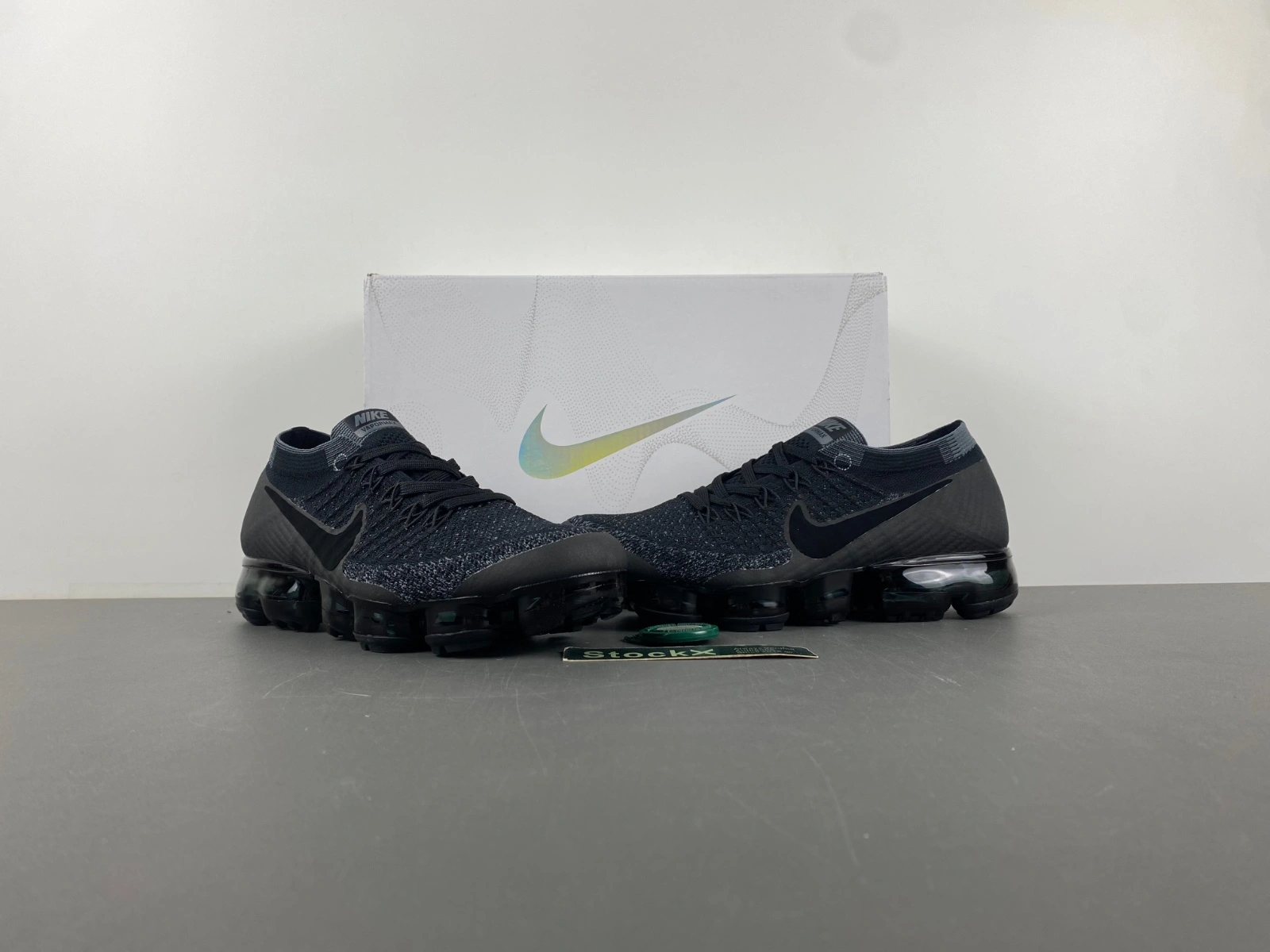 WellDesigned Air VaporMax Flyknit Black Dark Grey 849558- 852