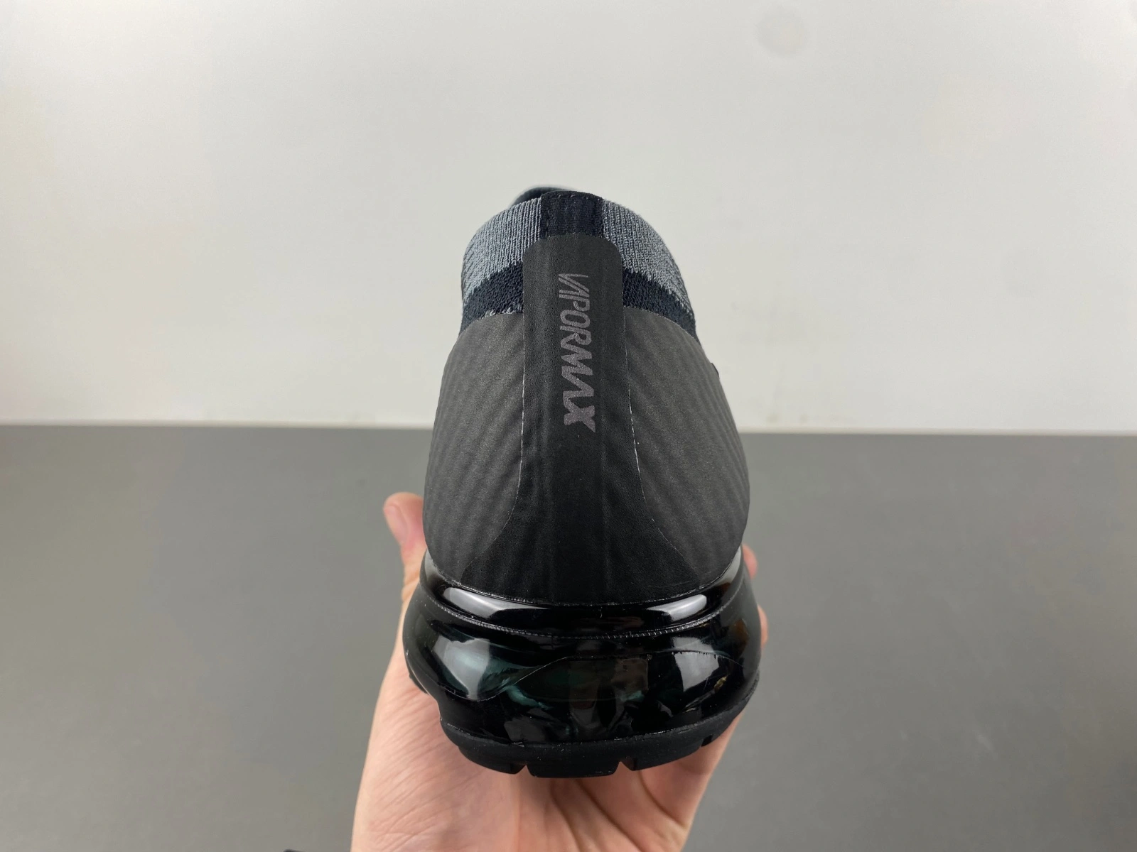 WellDesigned Air VaporMax Flyknit Black Dark Grey 849558- 852