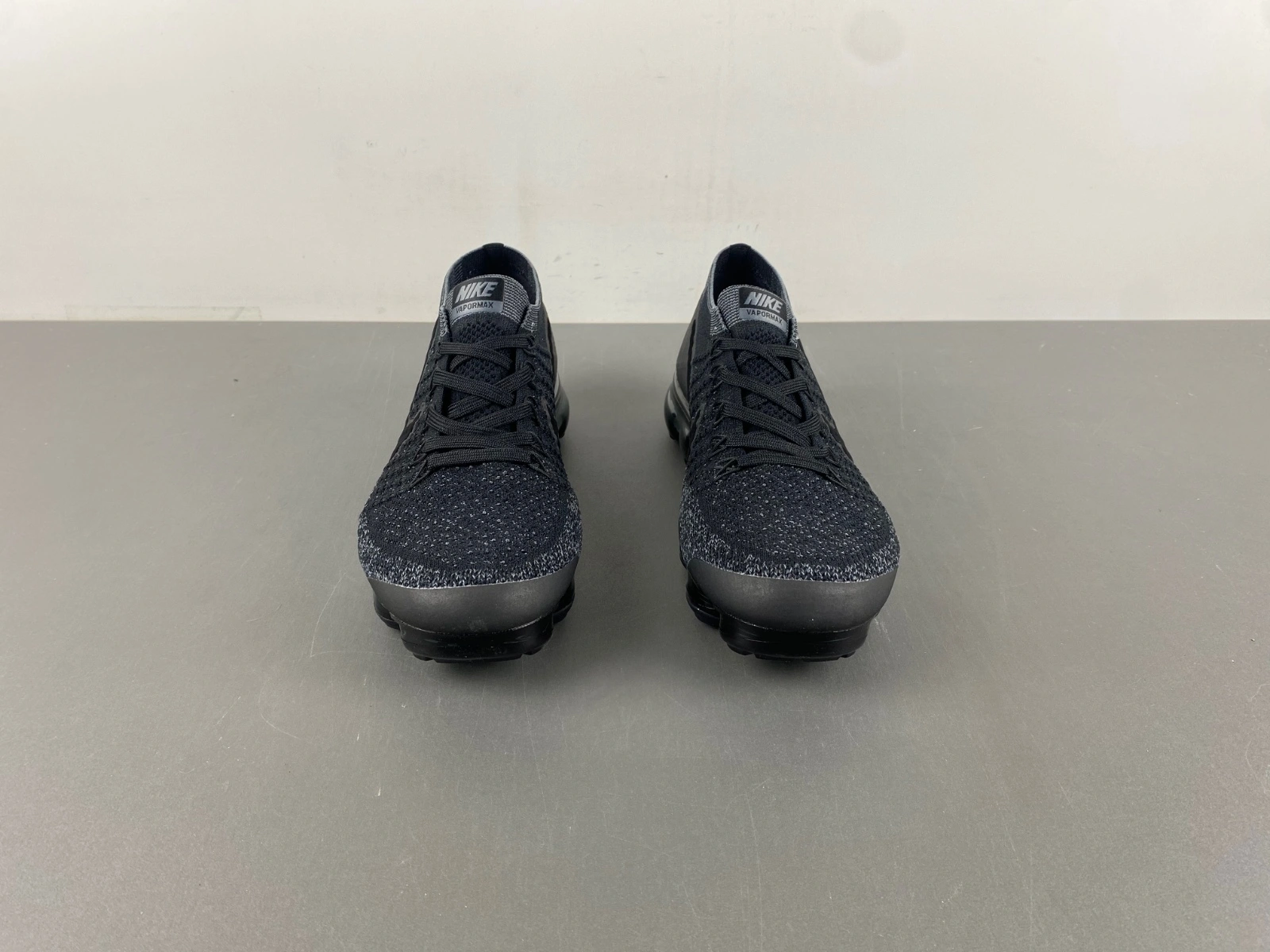 WellDesigned Air VaporMax Flyknit Black Dark Grey 849558- 852