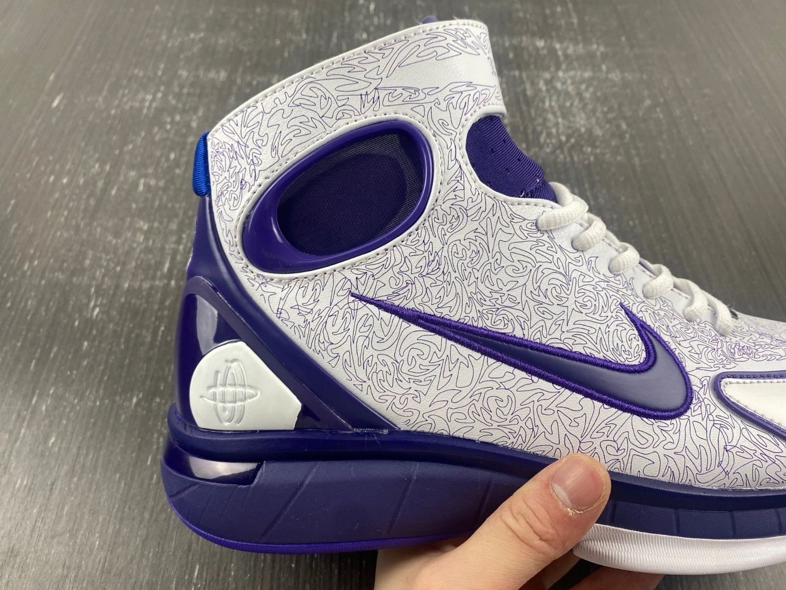Lightweight Air Zoom Huarache 2K4 KB Laser 309957- 1052